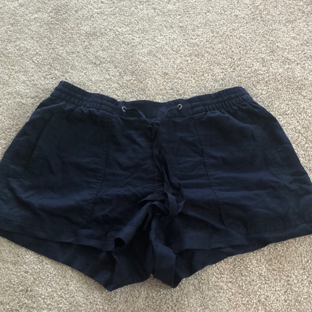 Gap linen drawstring shorts- NEVER WORN
